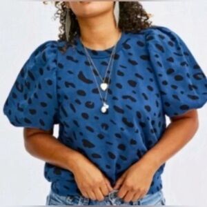 Clare V puff sleeve jaguar sweatshirt size large